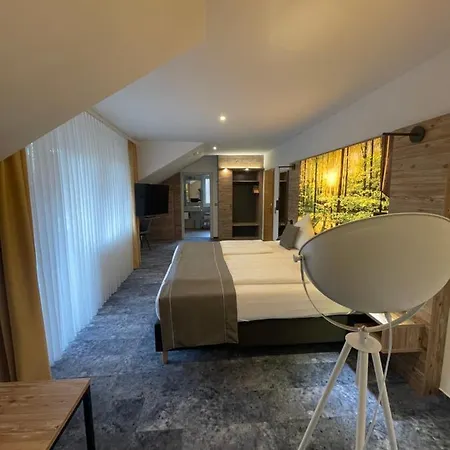 Christel Hotel 3*