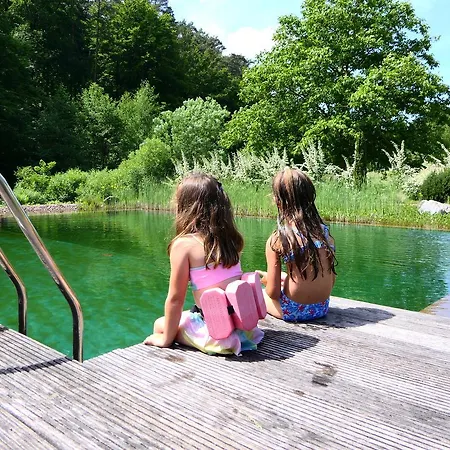 Christel 3* Heimbuchenthal