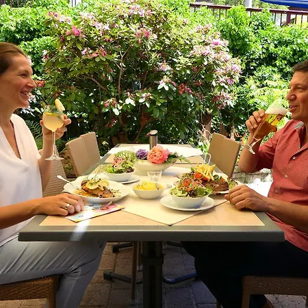 Hotel Christel 3*